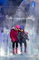 FEATURE - London: Wonderland's Magical Ice Kingdom im Hyde Park