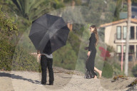 PEOPLE - Gigi Hadid bei der Arbeit am Beach von Malibu