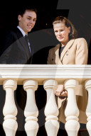 PEOPLE - Nationalfeiertag in Monaco: Die Fürstenfamilie winkt zum Volk