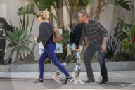 EXKLUSIV - Emma Roberts auf Haus-Suche in Hollywood Hills