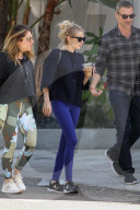 EXKLUSIV - Emma Roberts auf Haus-Suche in Hollywood Hills