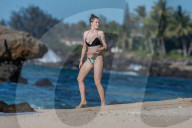 EXKLUSIV - Ireland Baldwin mit ihrem Boyfried am Beach auf Hawaii