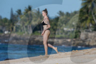 EXKLUSIV - Ireland Baldwin mit ihrem Boyfried am Beach auf Hawaii