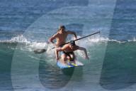 EXKLUSIV - Ireland Baldwin mit ihrem Boyfried am Beach auf Hawaii
