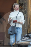 EXKLUSIV - Cameron Diaz in Beverly Hills unterwegs