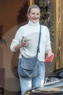 EXKLUSIV - Cameron Diaz in Beverly Hills unterwegs