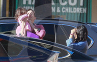 EXKLUSIV - Die hochschwangere Mila Kunis mit Ashton Kutcher und Wyatt in Studio City unterwegs