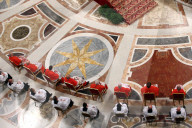 NEWS - Rom: Papst Franziskus kreierte 17 Kardinäle
