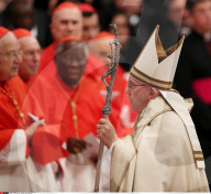 NEWS - Rom: Papst Franziskus kreierte 17 Kardinäle