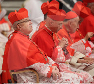 NEWS - Rom: Papst Franziskus kreierte 17 Kardinäle