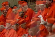 NEWS - Rom: Papst Franziskus kreierte 17 Kardinäle