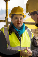 NEWS - Schottland: Ruth Davidson besucht eine Baustelle in Kelso