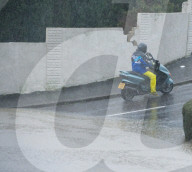 NEWS - England: Überschwemmungen nach heftigen Regenfällen in Bristol 