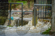NEWS - England: Überschwemmungen nach heftigen Regenfällen in Bristol 
