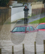 NEWS - England: Überschwemmungen nach heftigen Regenfällen in Bristol 