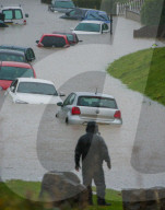 NEWS - England: Überschwemmungen nach heftigen Regenfällen in Bristol 