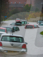 NEWS - England: Überschwemmungen nach heftigen Regenfällen in Bristol 