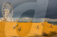 FEATURE - Töffrennen: Red Bull Knock Out am Strand von Scheveningen