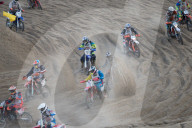 FEATURE - Töffrennen: Red Bull Knock Out am Strand von Scheveningen
