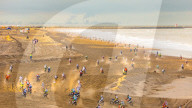 FEATURE - Töffrennen: Red Bull Knock Out am Strand von Scheveningen