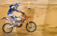 FEATURE - Töffrennen: Red Bull Knock Out am Strand von Scheveningen