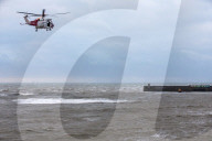 NEWS - Folkestone: Dramatische Rettung einer Frau auf den Fluten