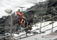 NEWS - Folkestone: Dramatische Rettung einer Frau auf den Fluten