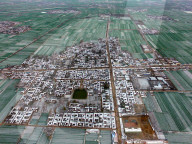 FEATURE - China: Erster Schnee in Liaocheng 