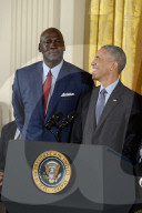 PEOPLE - USA: Obama ehrt US-Stars mit Freiheitsmedaille