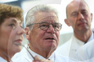 NEWS - Bundespräsident Gauck bricht seine Besuch in Jena wegen gesundheitlichen Problemen ab