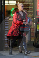 PEOPLE - Gwen Stefani mit den Kids in Los Angeles unterwegs