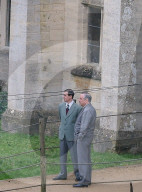 PEOPLE - Dreharbeiten zur Netflix Serie "The Crown" haben in Gloucestershire begonnen