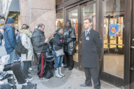 NEWS - New York: Thanksgiving day Shopping