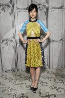 PORTRAIT - Lily Collins 