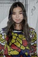 PORTRAIT - Hailee Steinfeld 