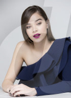 PORTRAIT - Hailee Steinfeld 