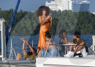 EXKLUSIV - Solange Knowles feiert Thanksgiving auf einem Segelboot in Florida
