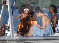 EXKLUSIV - Solange Knowles feiert Thanksgiving auf einem Segelboot in Florida