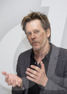 PORTRAIT - Kevin Bacon 