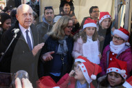NEWS - Frankreich Vorwalen: Alain Juppé gibt sich volksnah