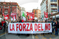 NEWS - Prtoeste in Italien gegen Renzi und das Referendum