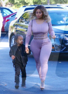 EXKLUSIV - Üppig aber schlank: Blac Chyna zwei Wochen nach der Geburt von Tochter Dream