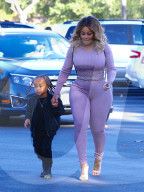 EXKLUSIV - Üppig aber schlank: Blac Chyna zwei Wochen nach der Geburt von Tochter Dream