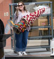 PEOPLE - Melissa McCarthy hat sich schon mal Weihnachts-Deko besorgt