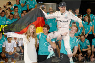 NEWS - Formel 1-Weltmeister Nico Rosberg im Freudentaumel