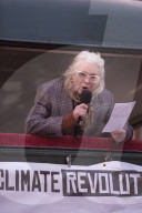 PEOPLE - Vivian Westwood's Sohn Joe Corre verbrennt aus Protest  "Sex Pistols"-Erinnerungsstücke