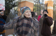 PEOPLE - Vivian Westwood's Sohn Joe Corre verbrennt aus Protest  "Sex Pistols"-Erinnerungsstücke