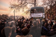 PEOPLE - Vivian Westwood's Sohn Joe Corre verbrennt aus Protest  "Sex Pistols"-Erinnerungsstücke