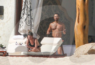 EXKLUSIV - Chrissy Teigen und John Legend sonnen sich in Los Cabos