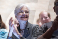 NEWS - Die Grüne Jill Stein beantragt Neuauszählung in Pennsylvania